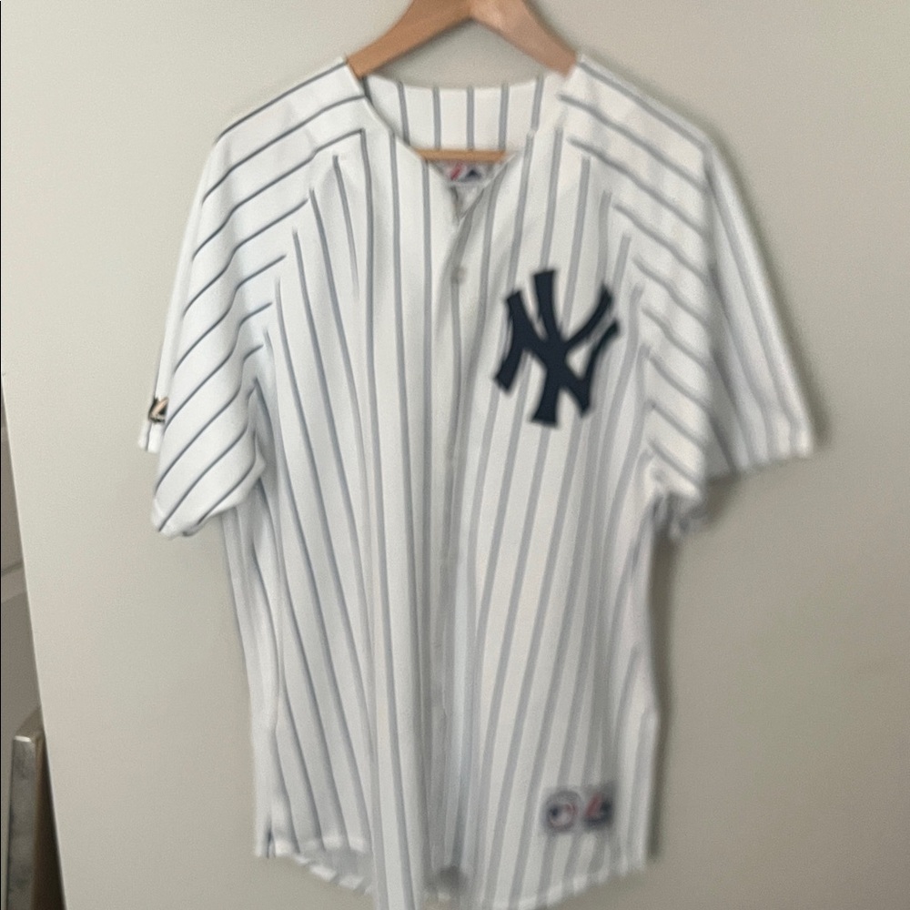 Men's White Pinstripe Baseball Jersey.Yankees Classic Collection Item.